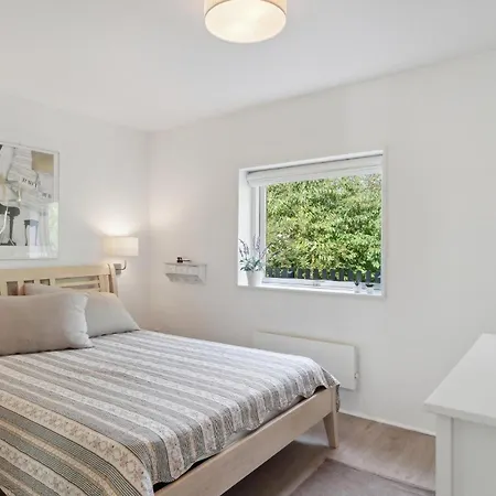 Feriehus 2 Bedroom Beautiful In *
